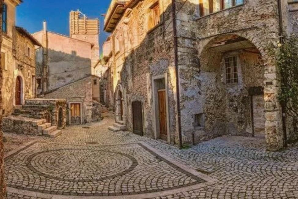 Castel del Monte, photo 1