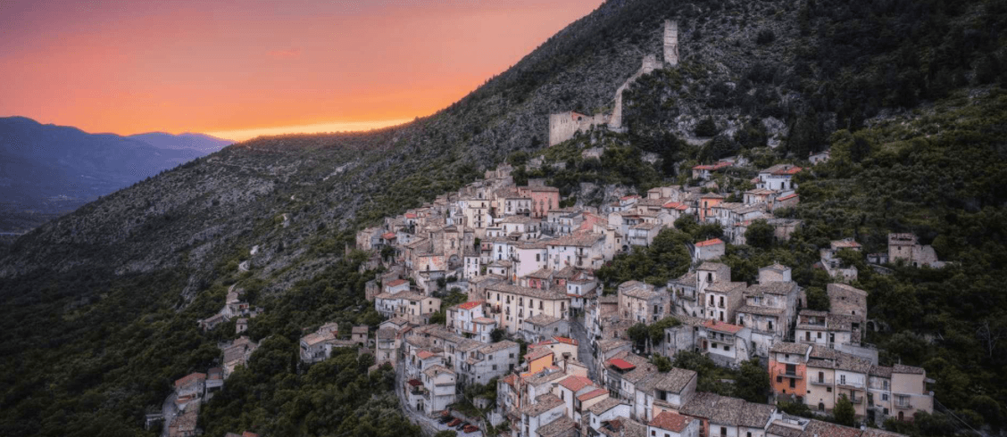 Roccacasale, Abruzzo