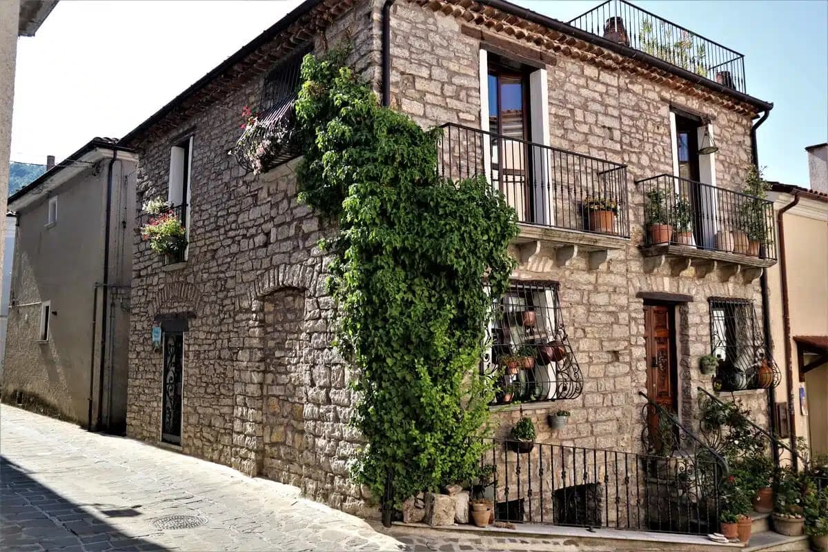 Sasso di Castalda — photo 2