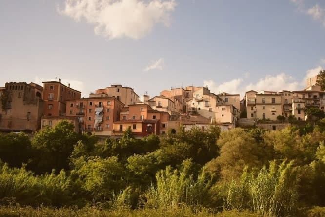 Tufo, photo 2