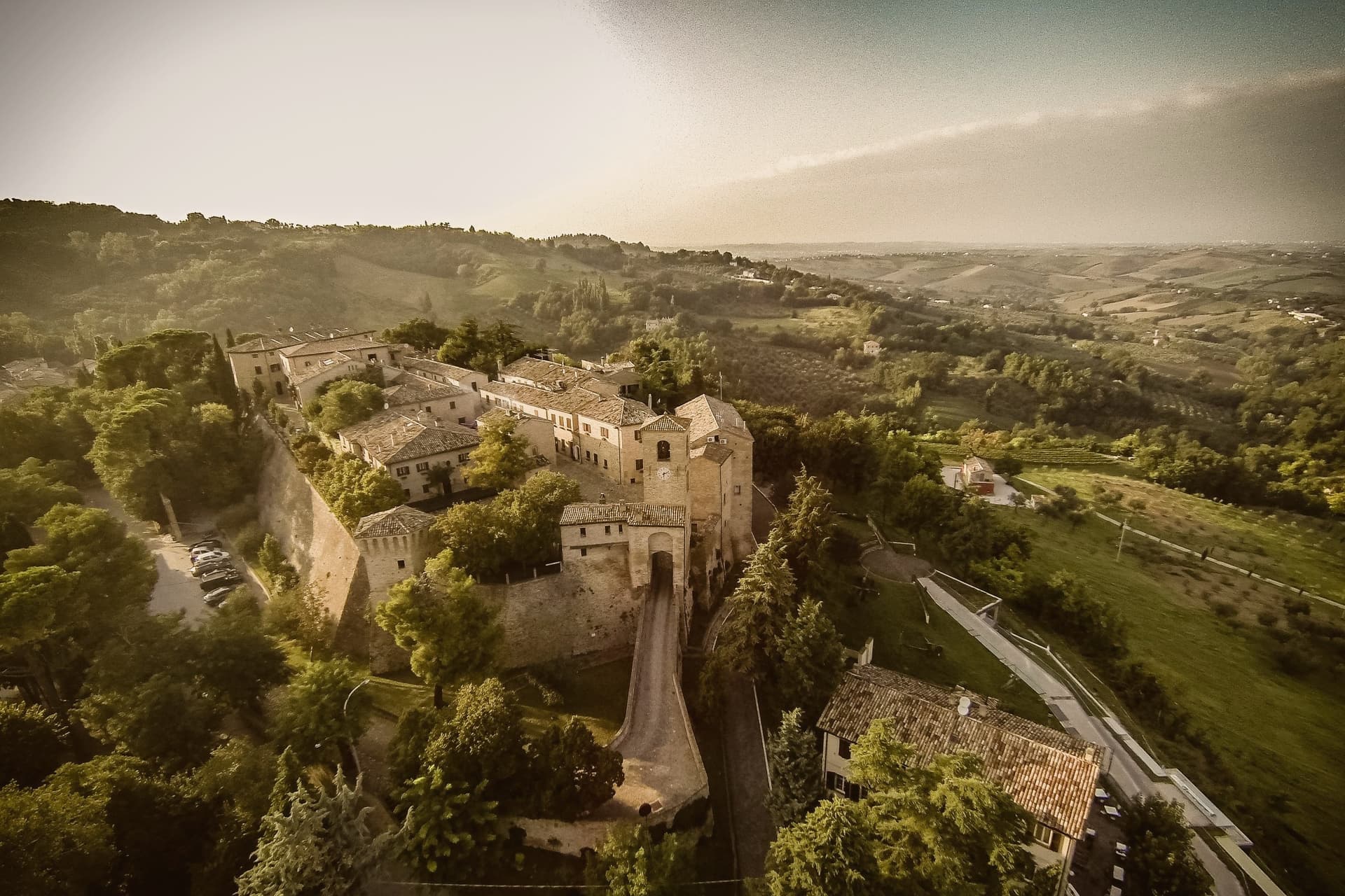 Montegridolfo, photo 1