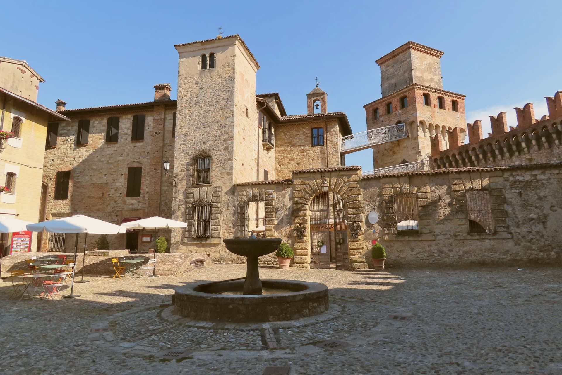 Vernasca, photo 2