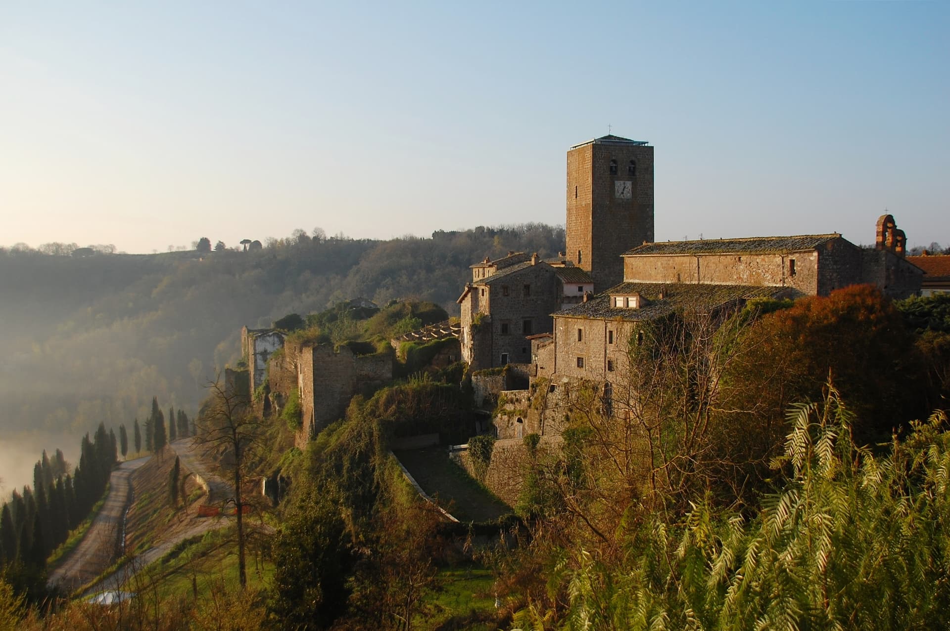 Bassano in Teverina — photo 2
