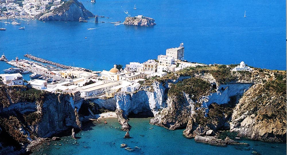Ponza — photo 2