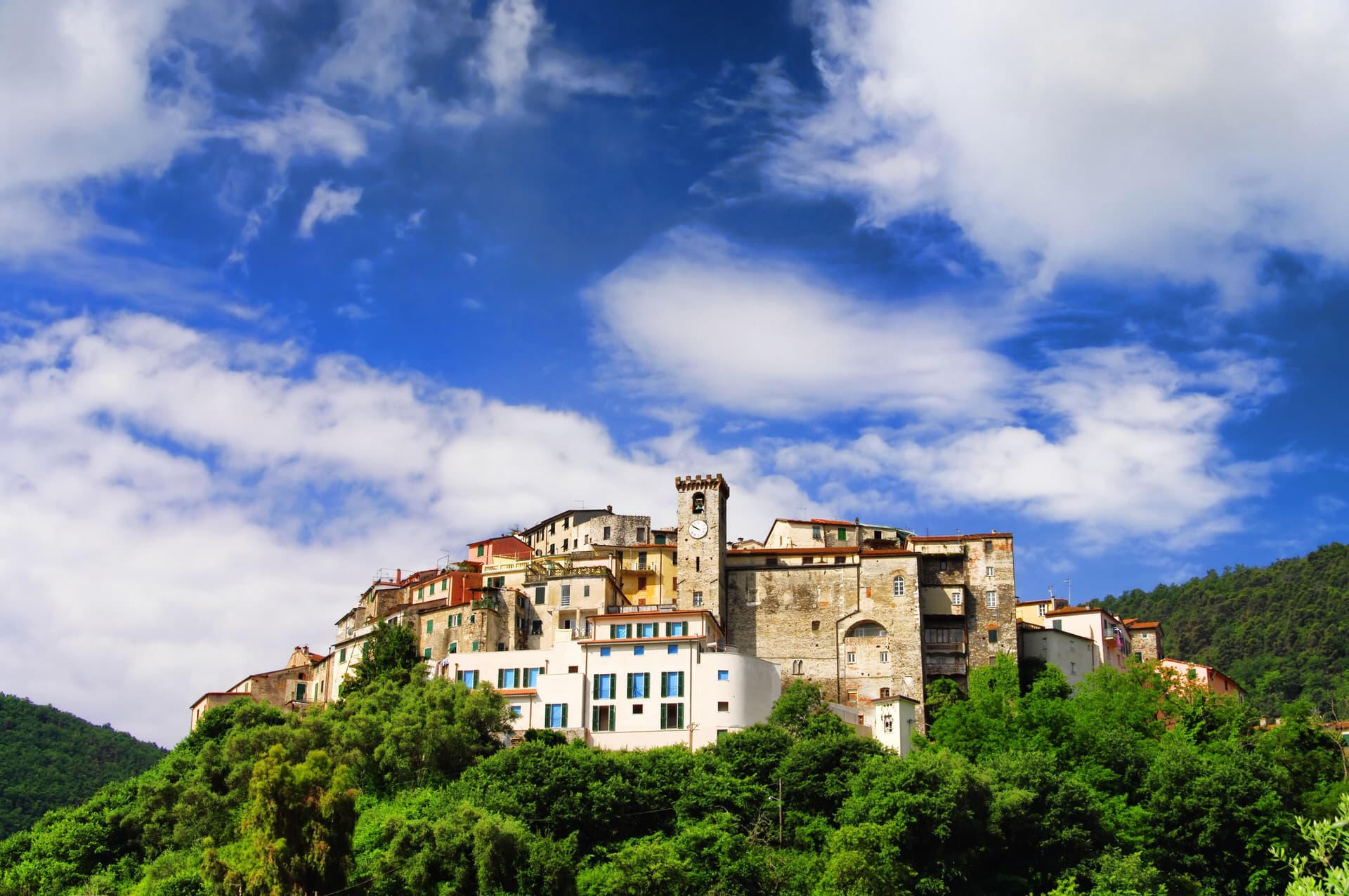 Ameglia — photo 1