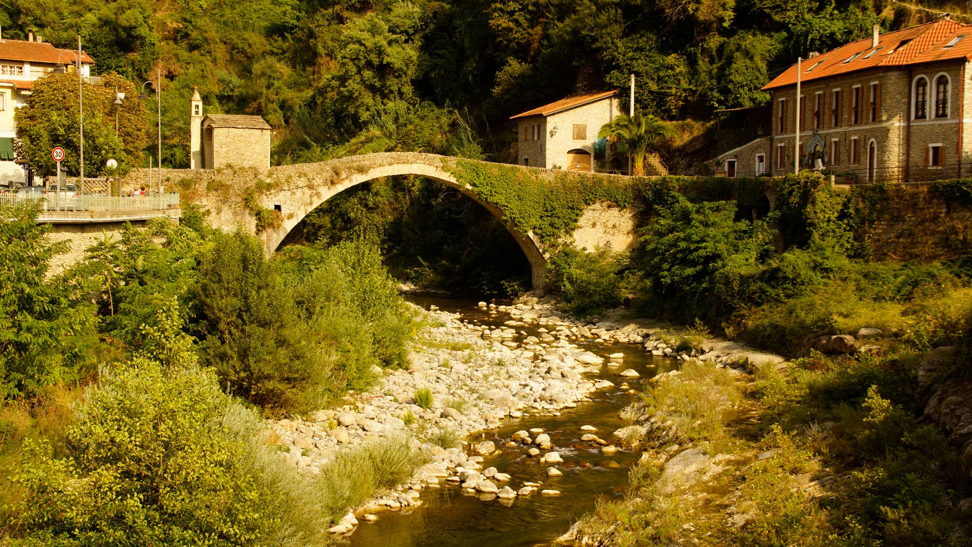 Badalucco — photo 1