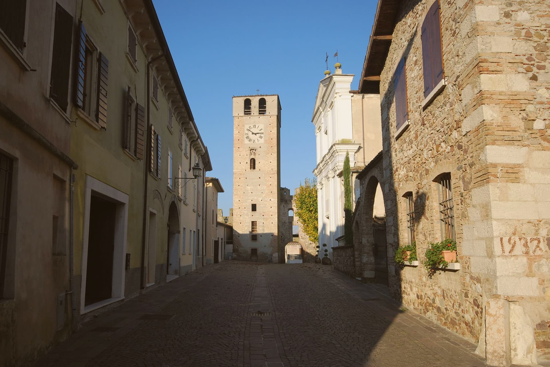 Castellaro Lagusello, photo 2