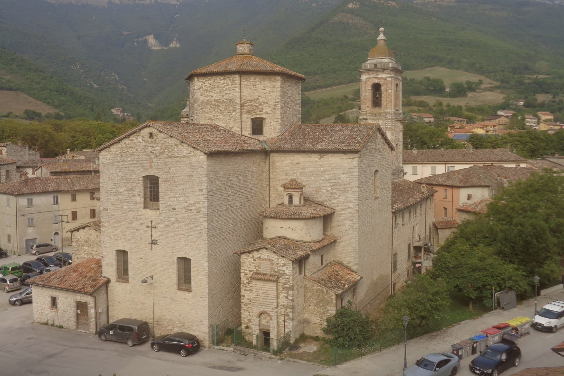 Cantiano, photo 1