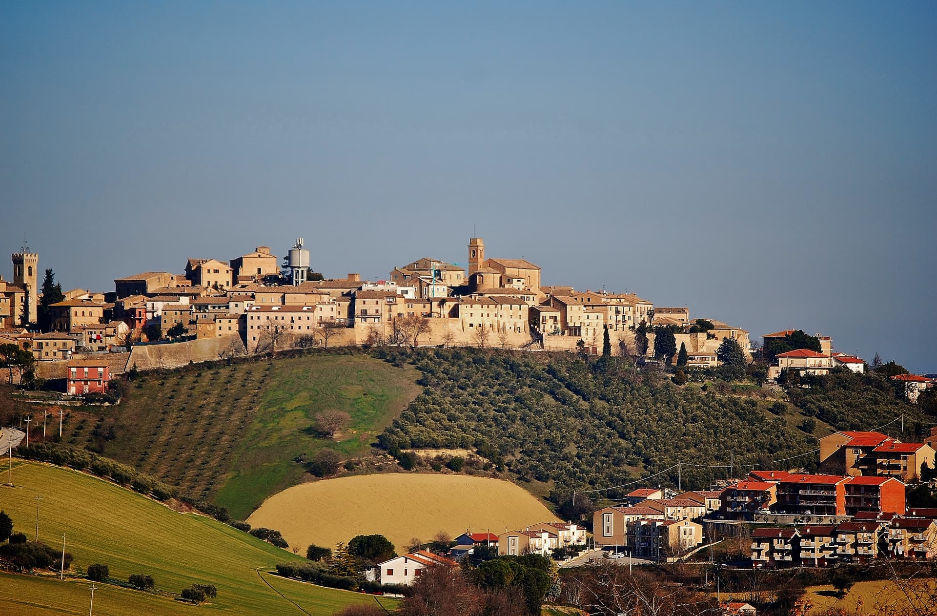 Montelupone — photo 1