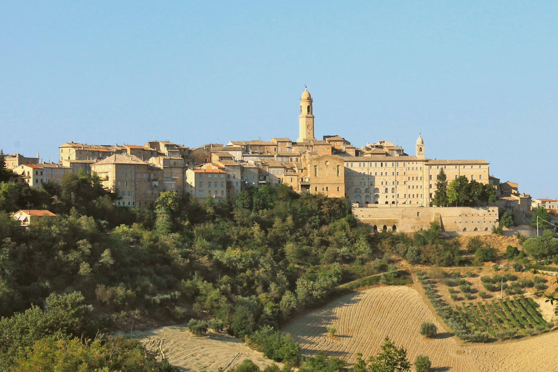 Petritoli, Marche