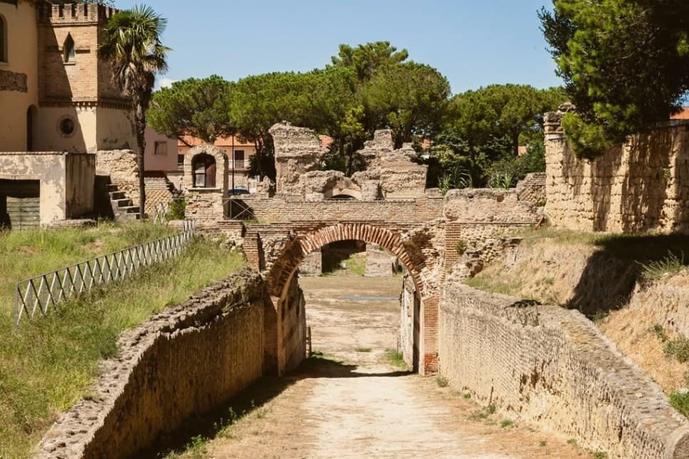 Larino, photo 1