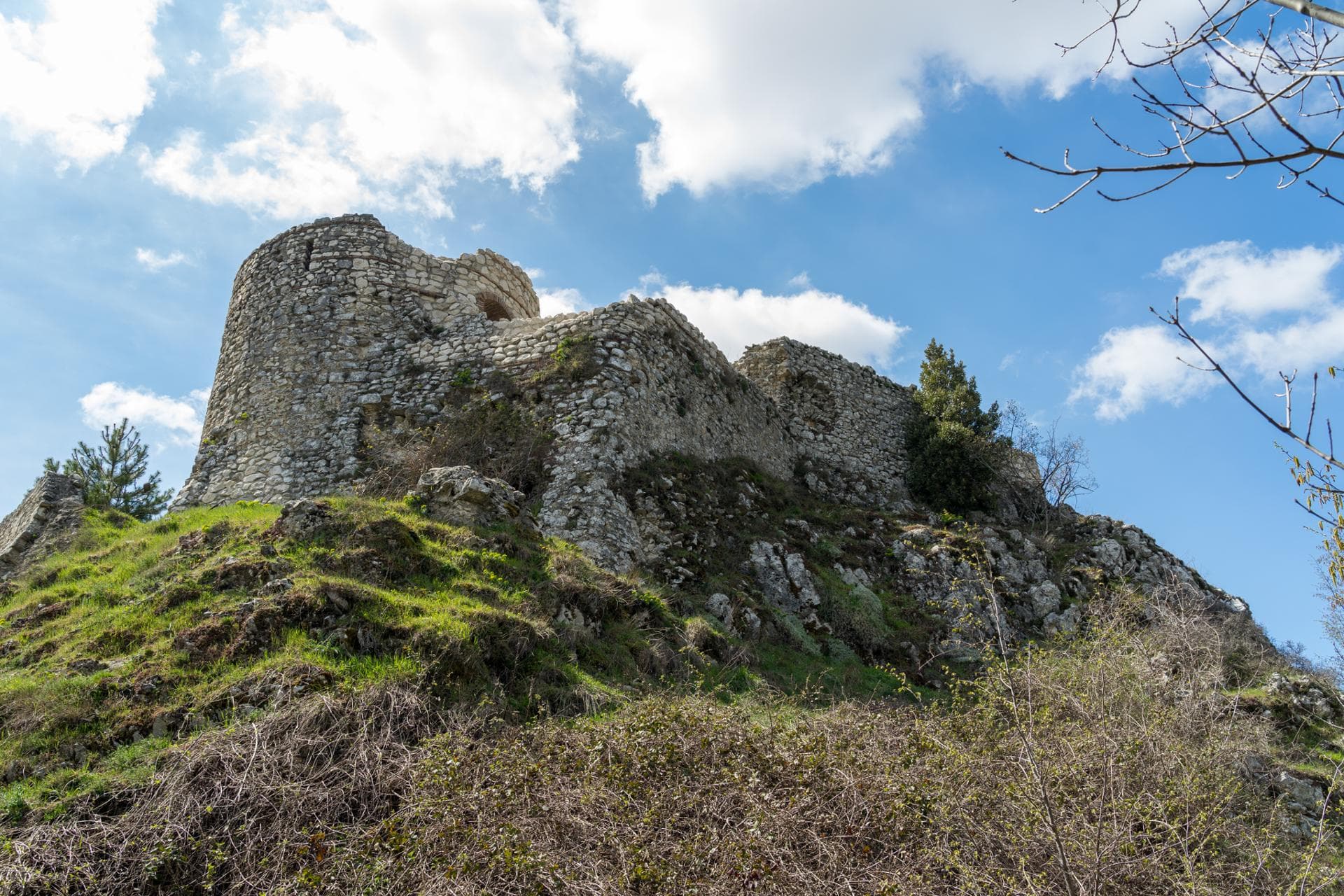 Roccamandolfi — photo 2