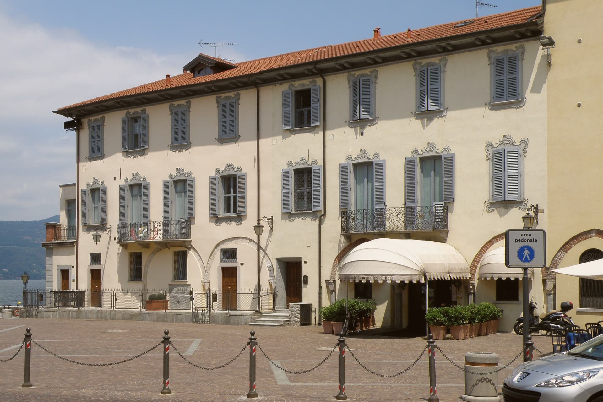 Arona, photo 2
