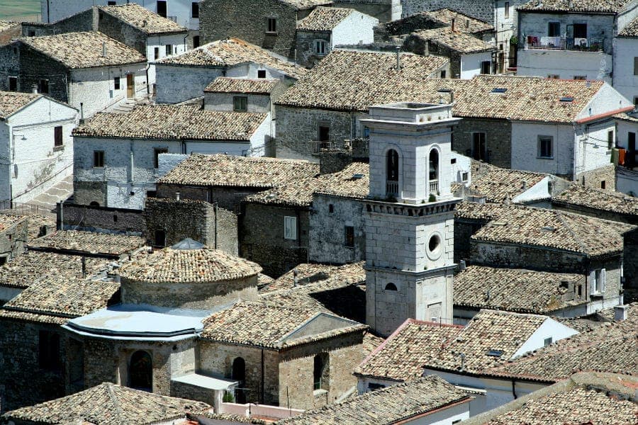 Bovino — photo 1