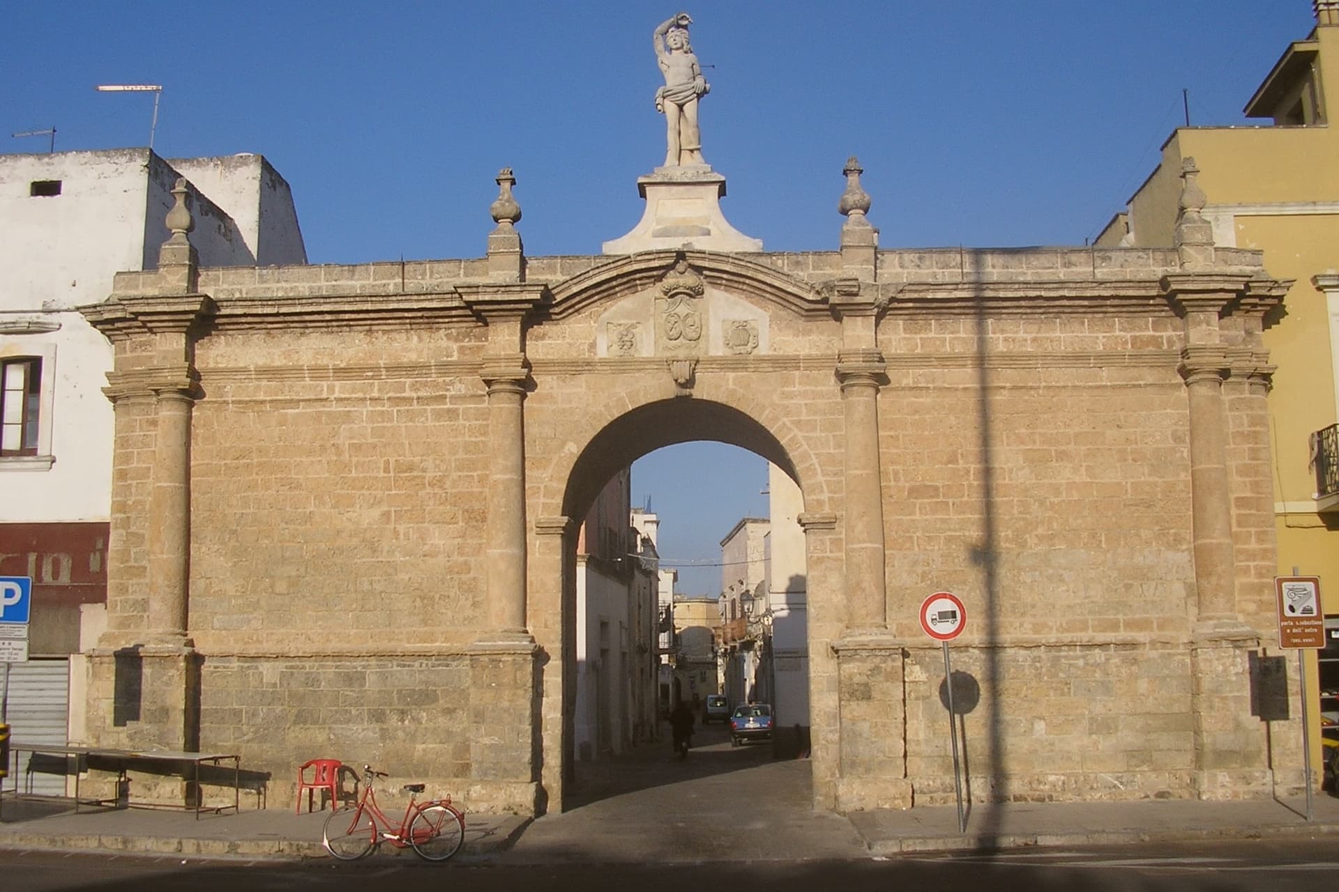 Galatone, photo 2