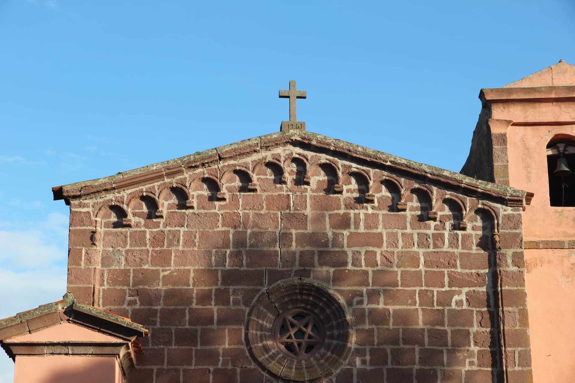 Bosa — photo 2