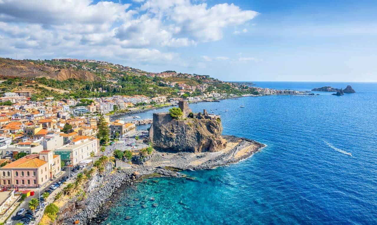 Aci Castello — photo 2