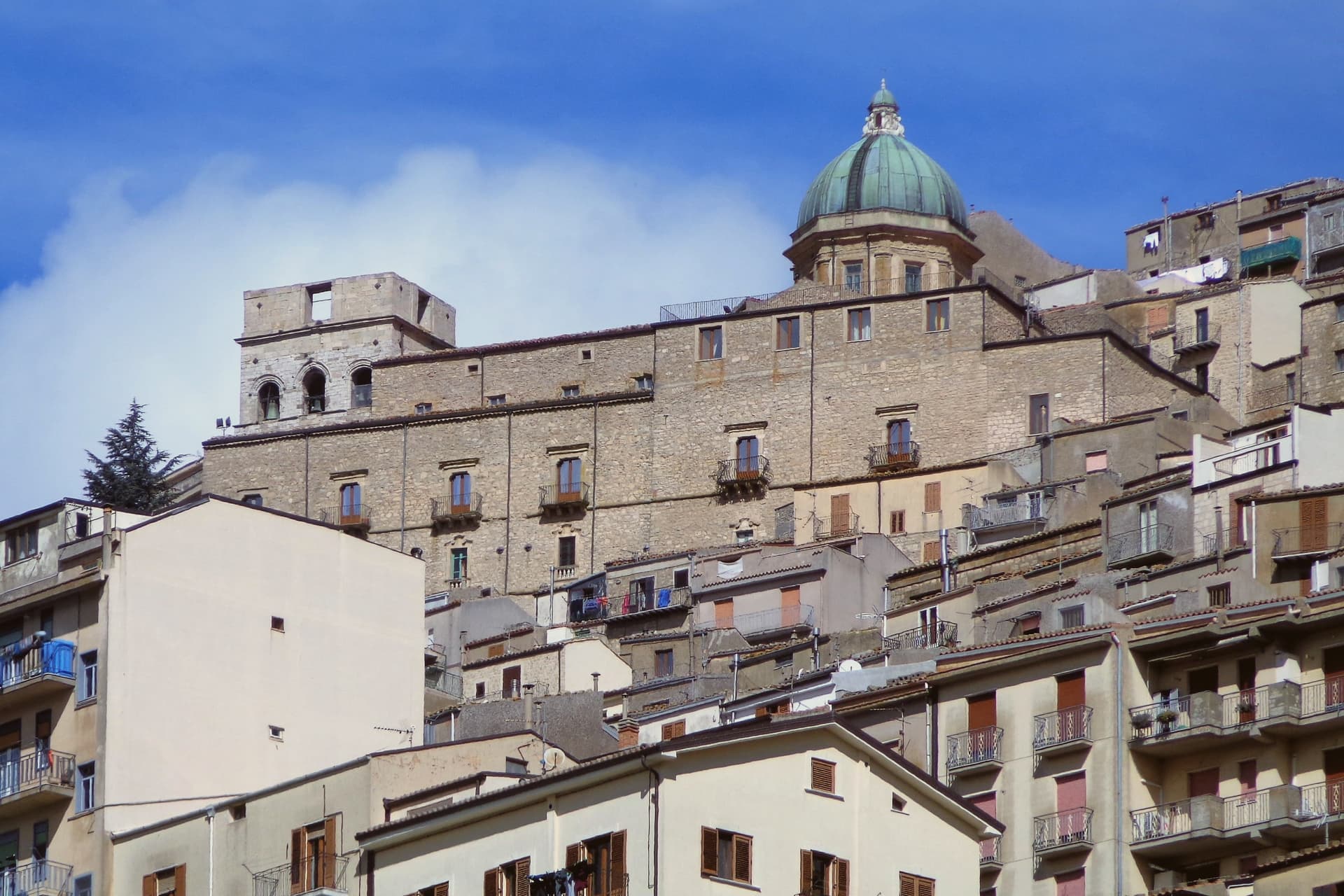Gangi, photo 2