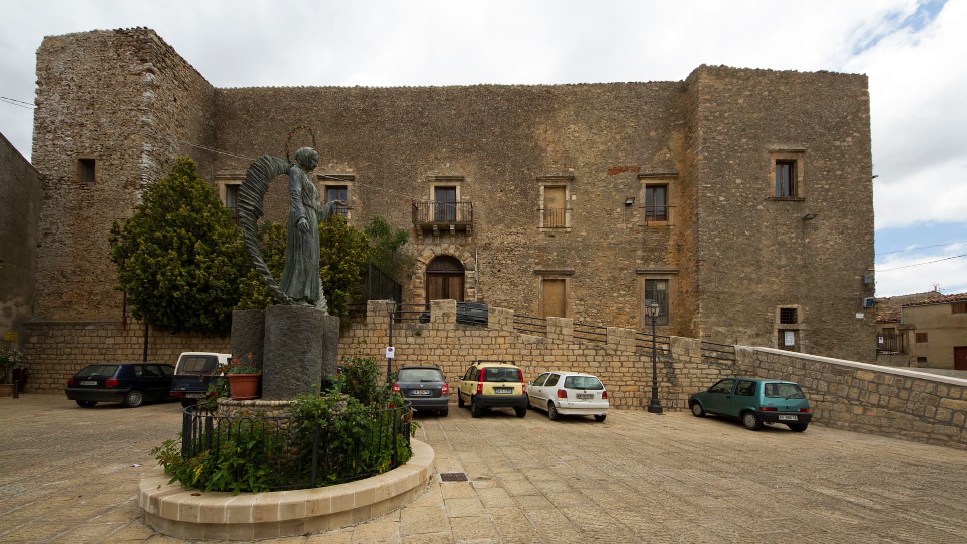 Gangi — photo 2