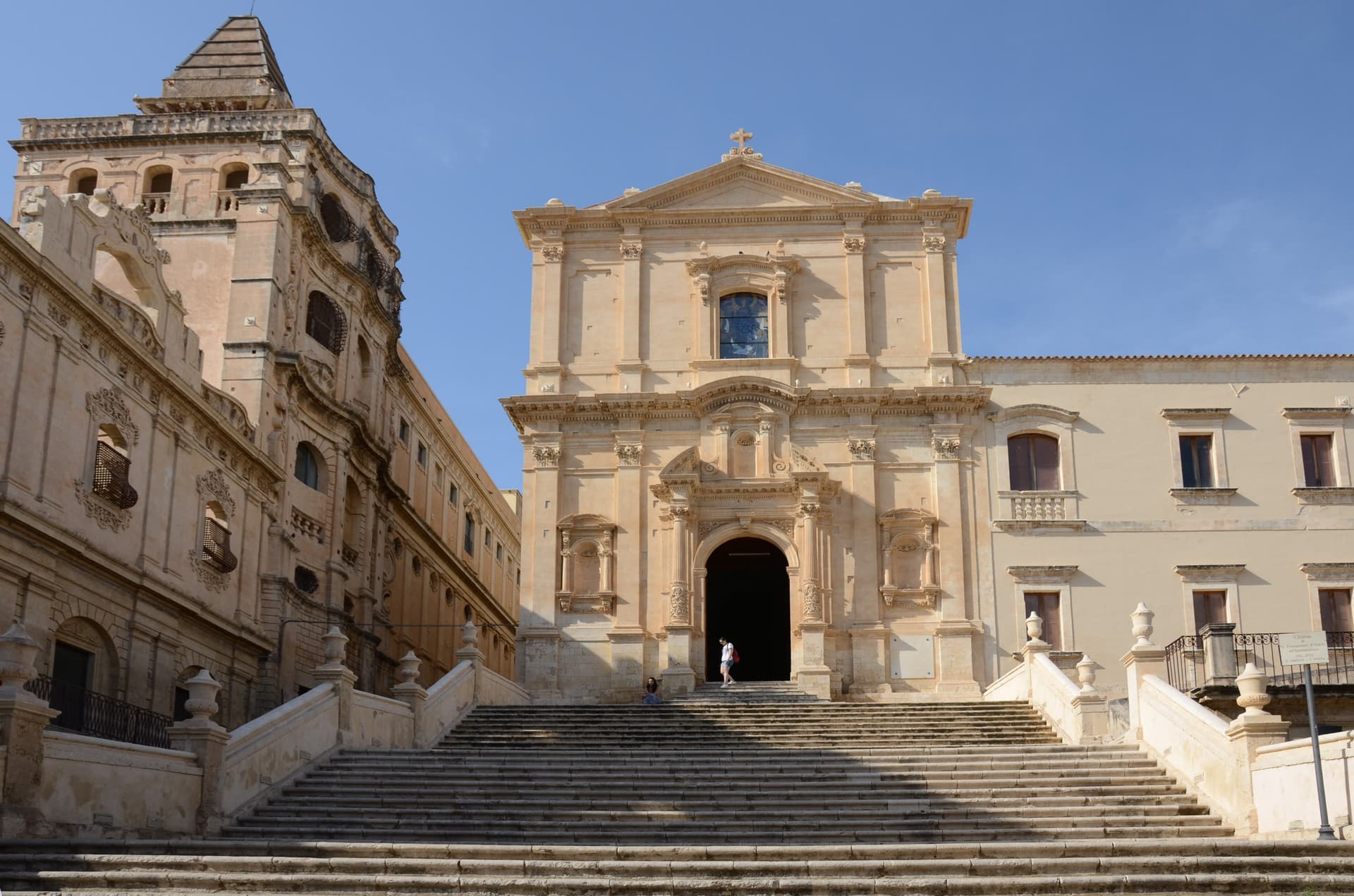 Noto — photo 2