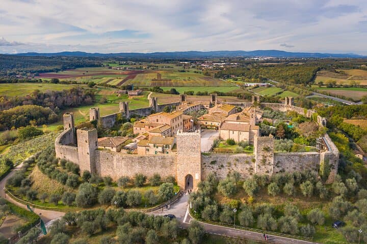 Monteriggioni — photo 2