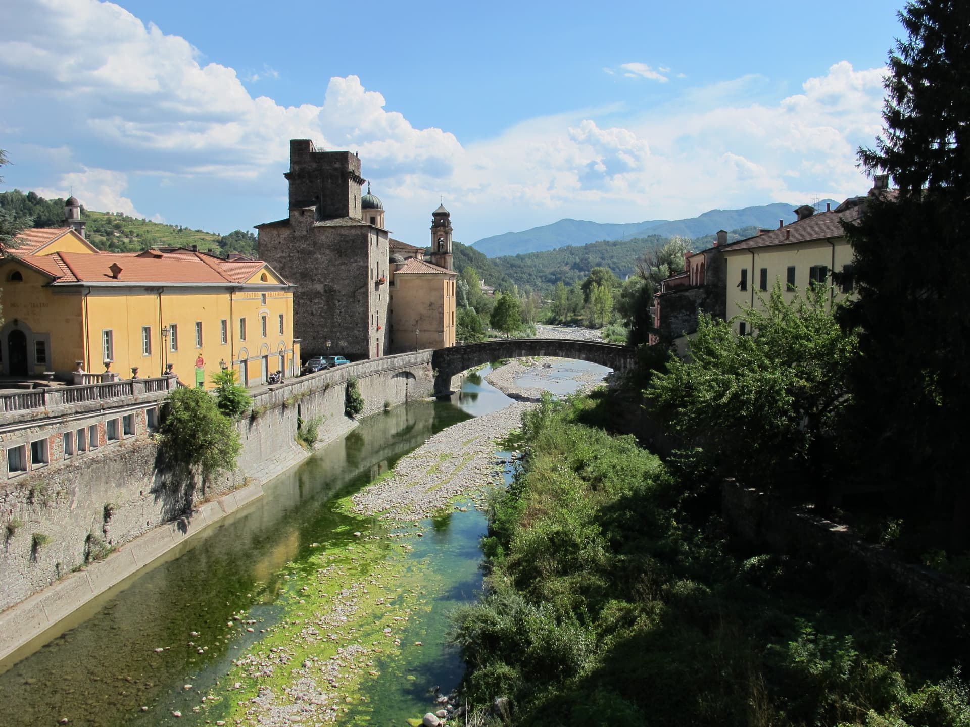 Pontremoli — photo 2