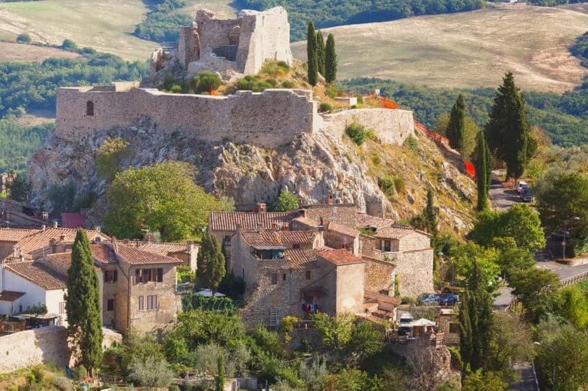 Suvereto