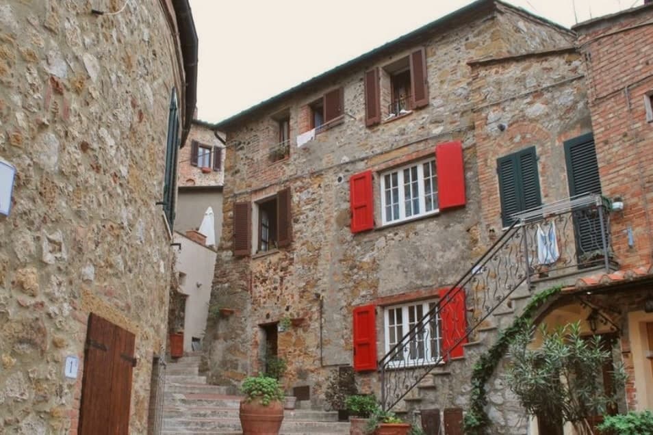 Trequanda, photo 1