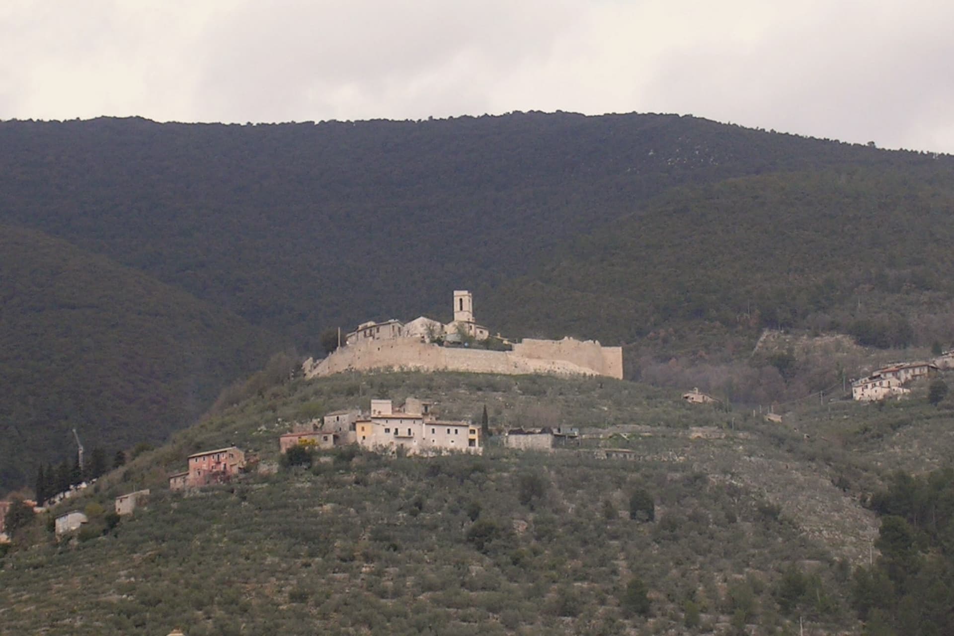 Campello sul Clitunno, photo 2