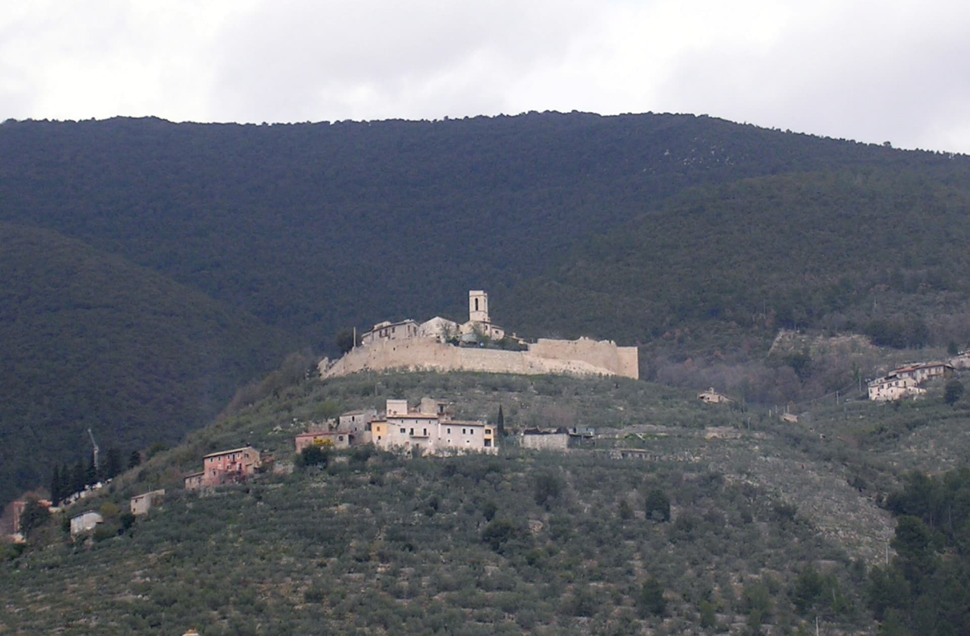 Campello sul Clitunno — photo 2
