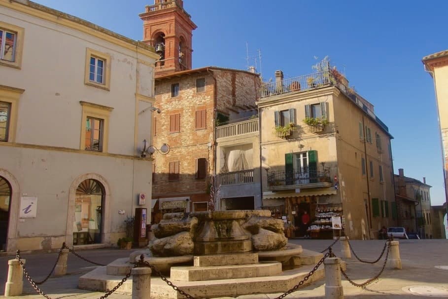 Castiglione del Lago, photo 2