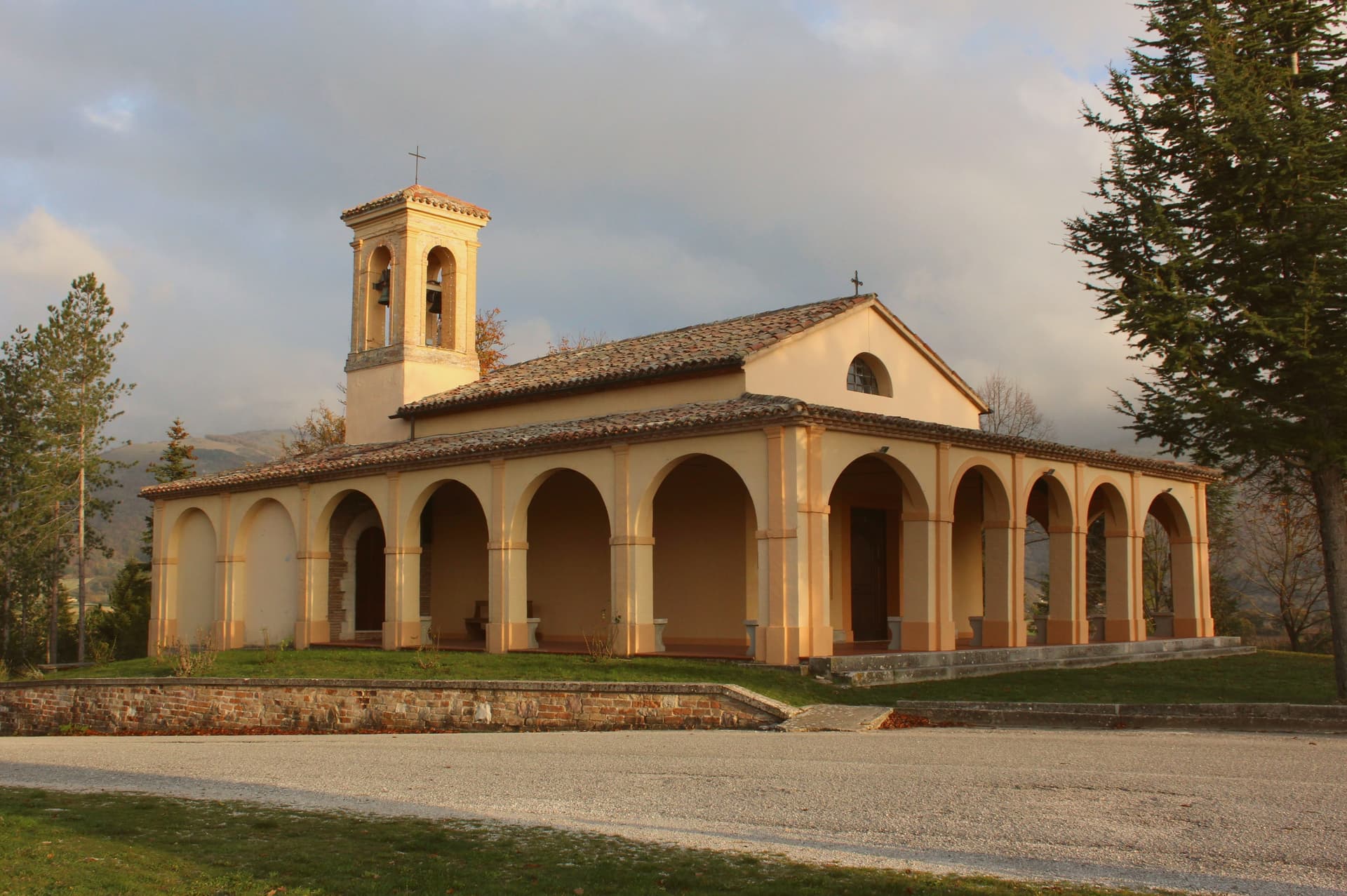 Fossato di Vico, photo 1