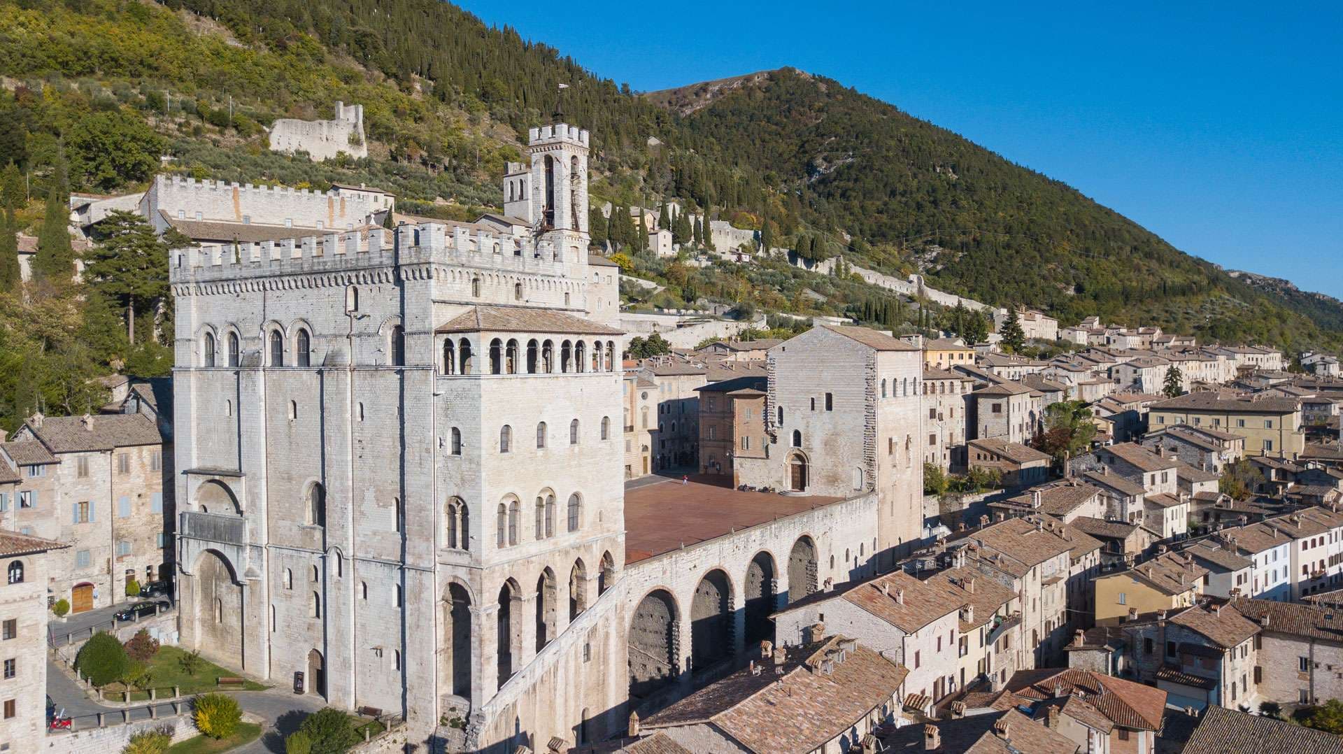 Gubbio — photo 2