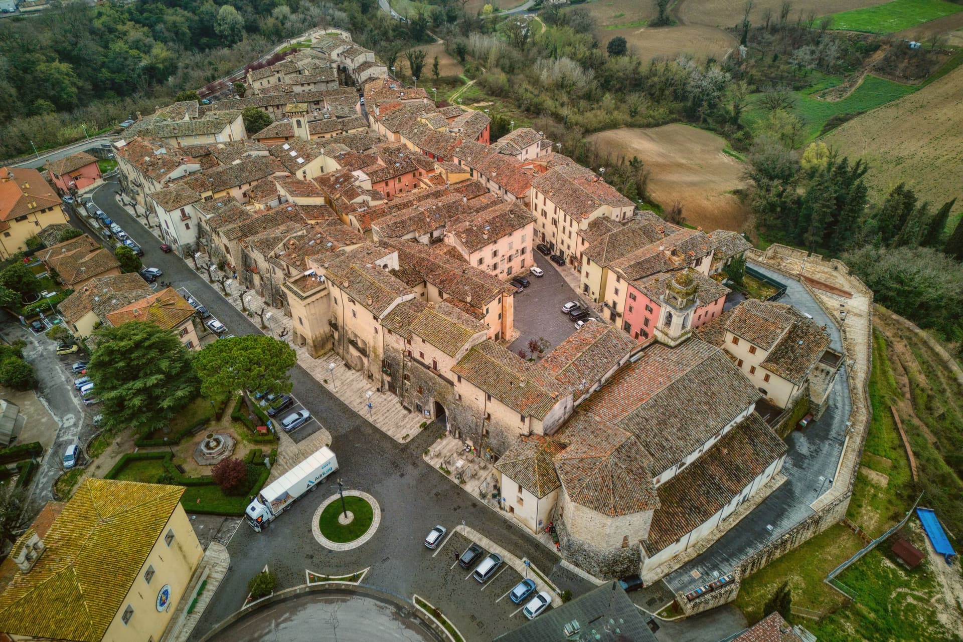 00   Massa Martana