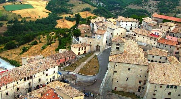 Monteleone di Spoleto — photo 1