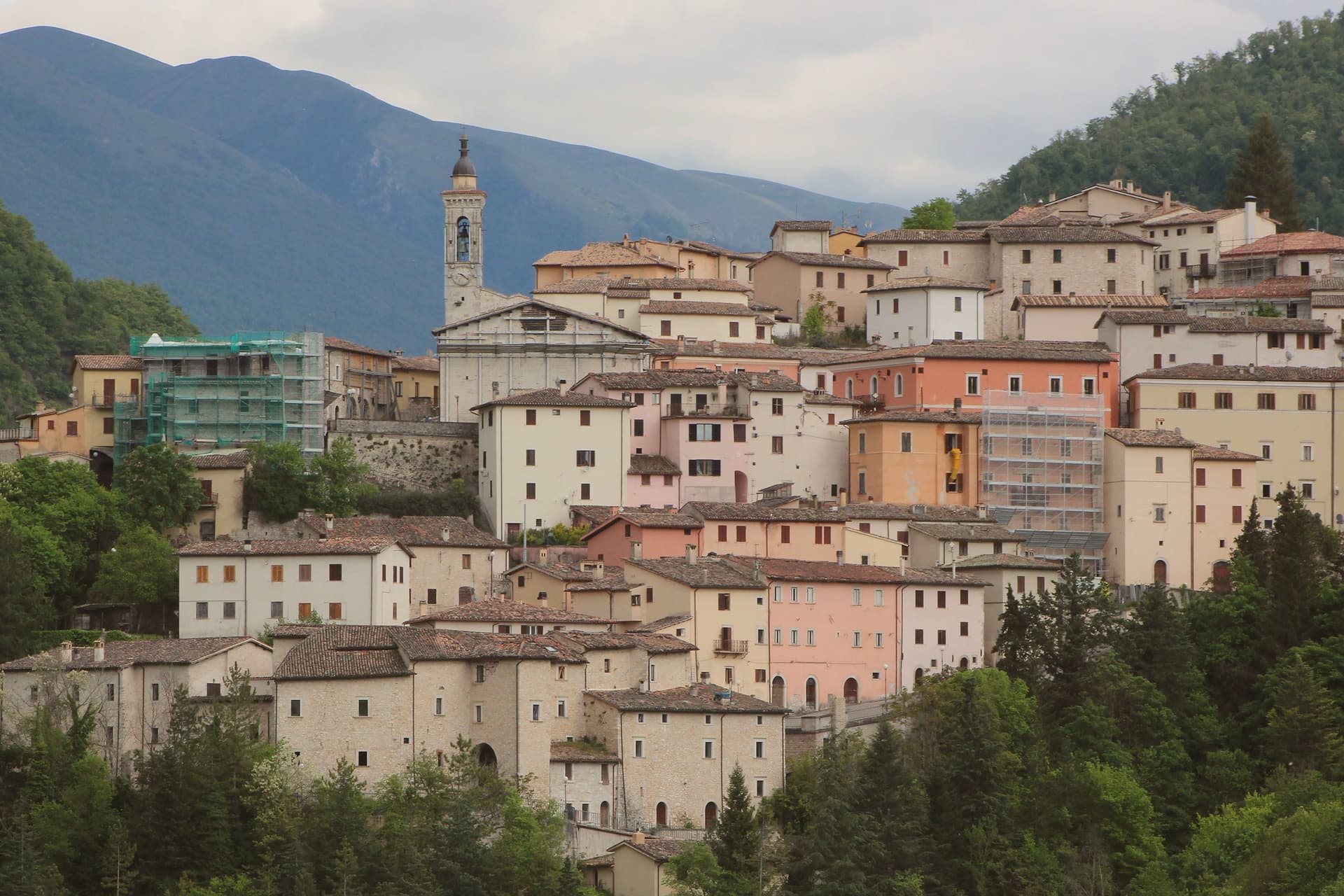 Preci, photo 1