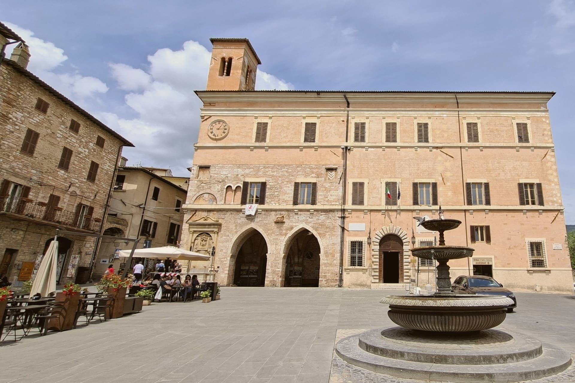 Spello, photo 1