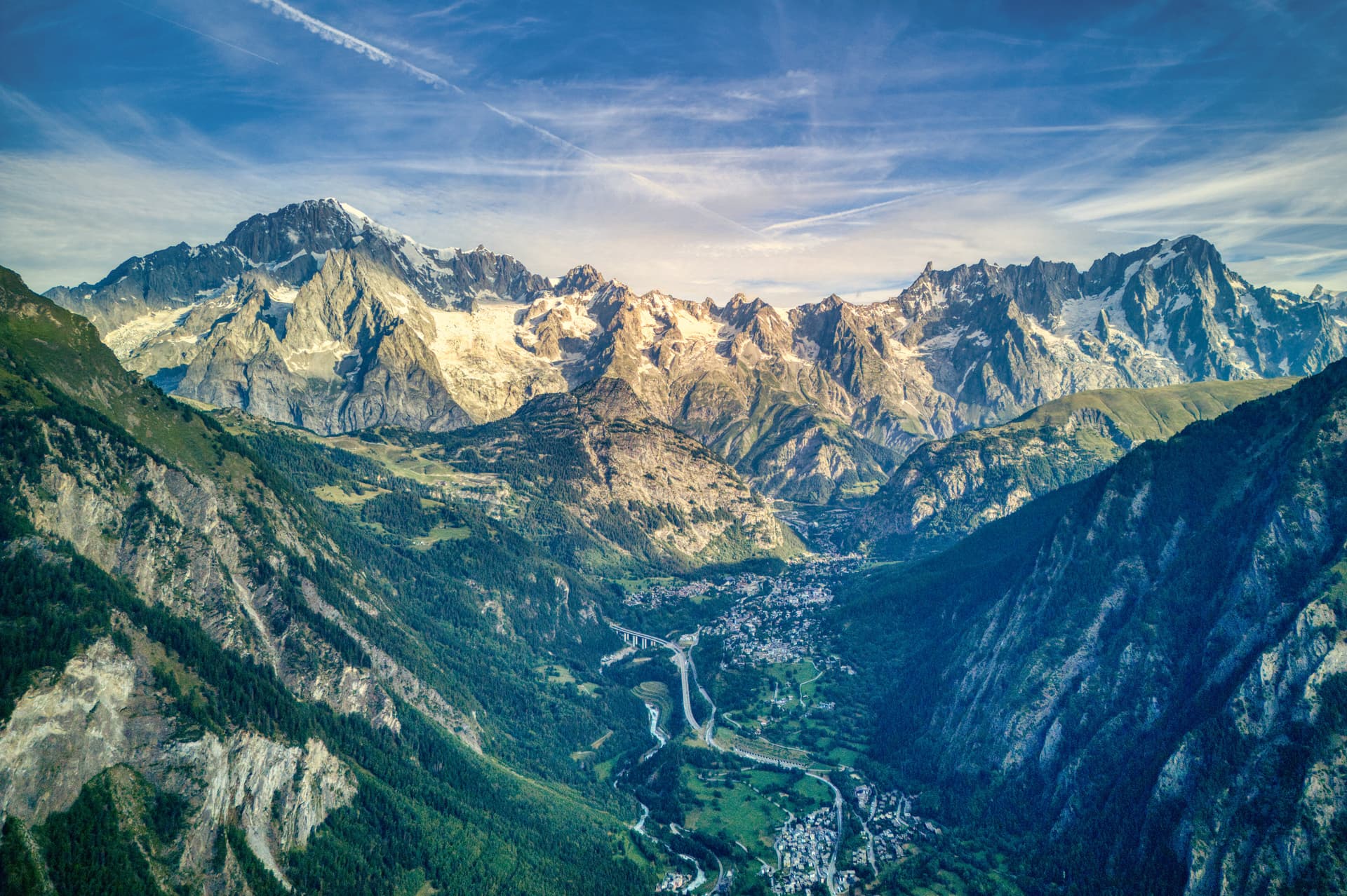 Courmayeur — photo 1