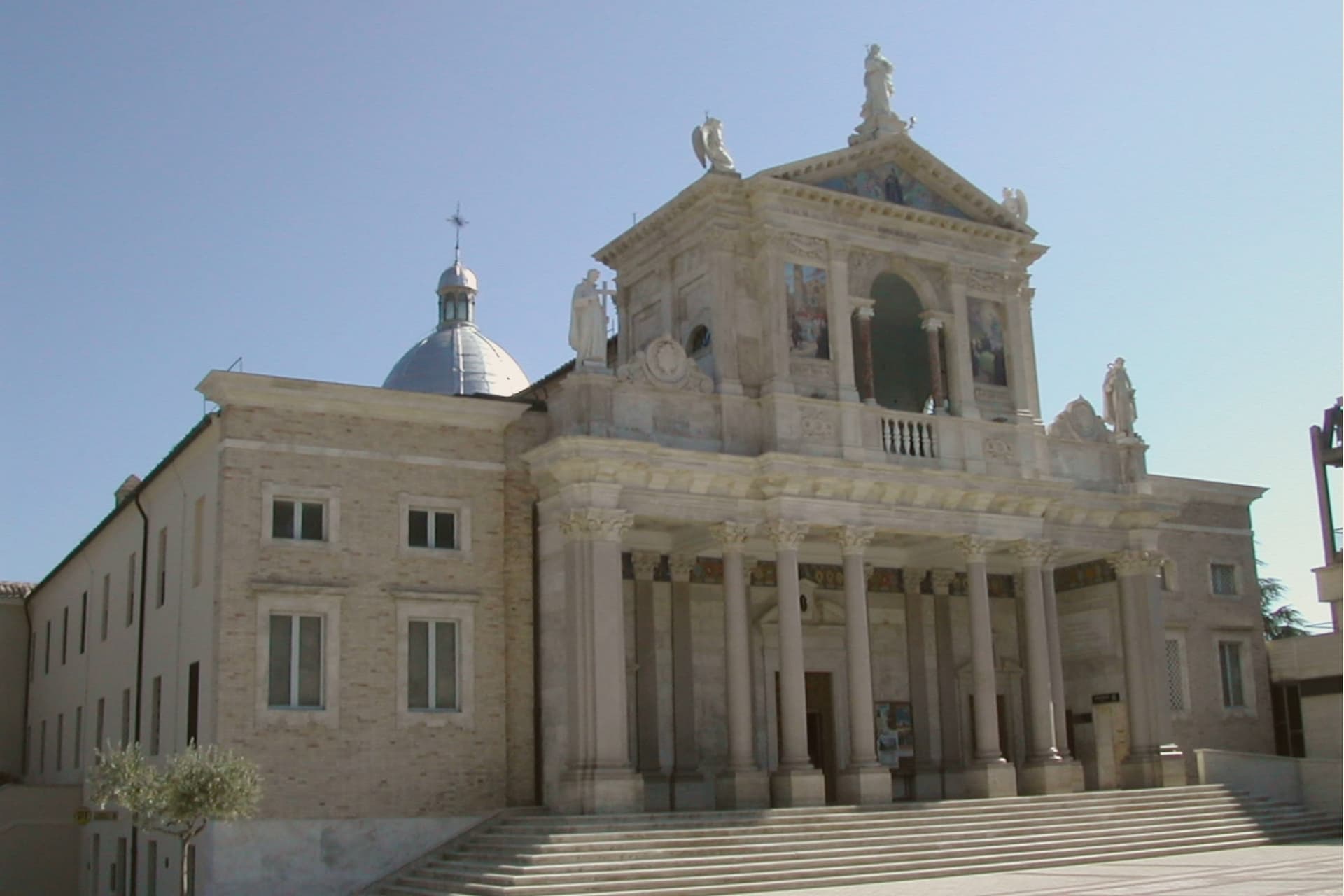 Isola del Gran Sasso d'Italia, photo 2