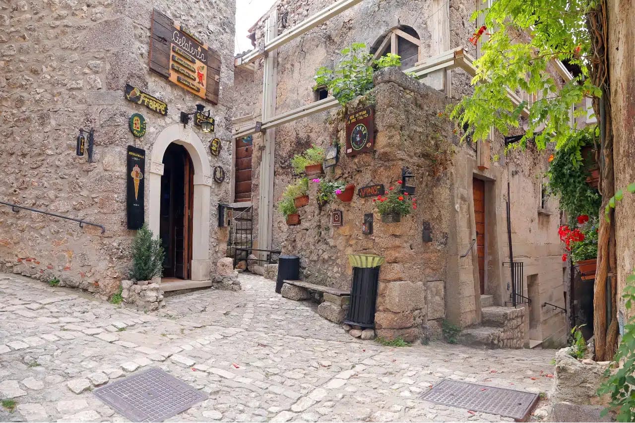 Santo Stefano di Sessanio — photo 1