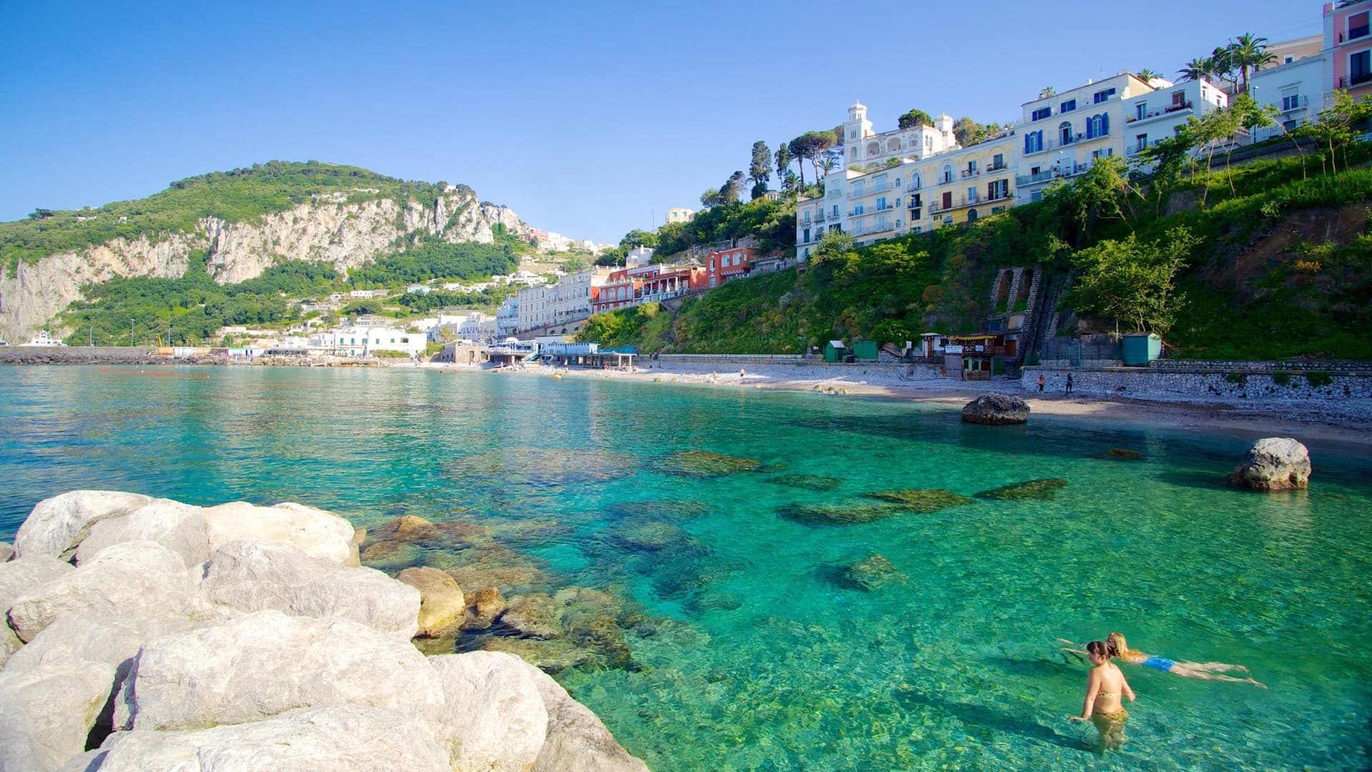 Capri β photo 2