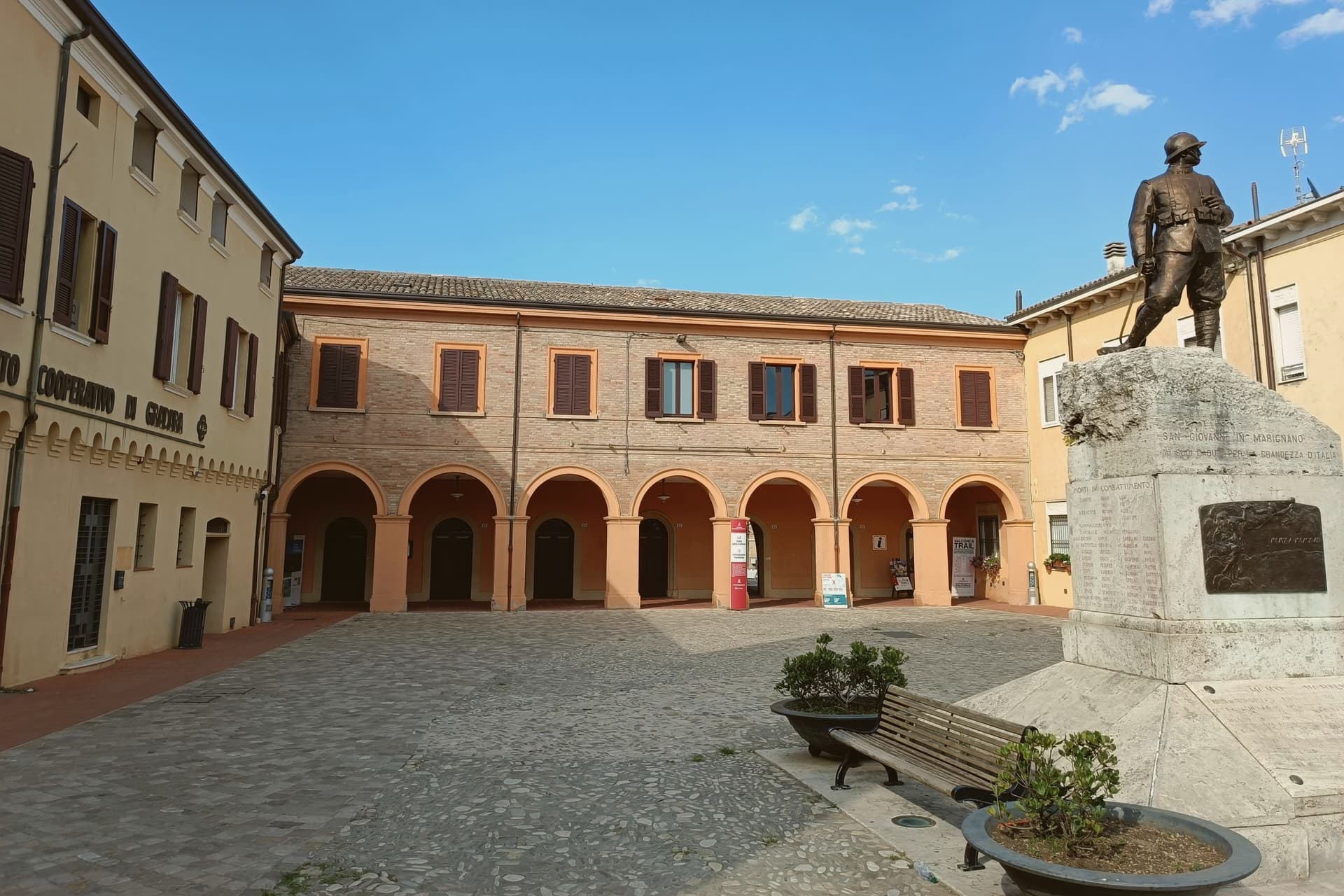 San Giovanni in Marignano, photo 1