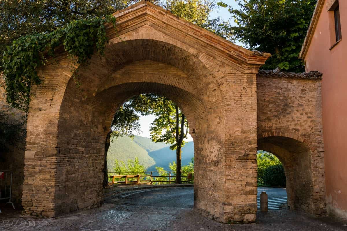 Cingoli — photo 1