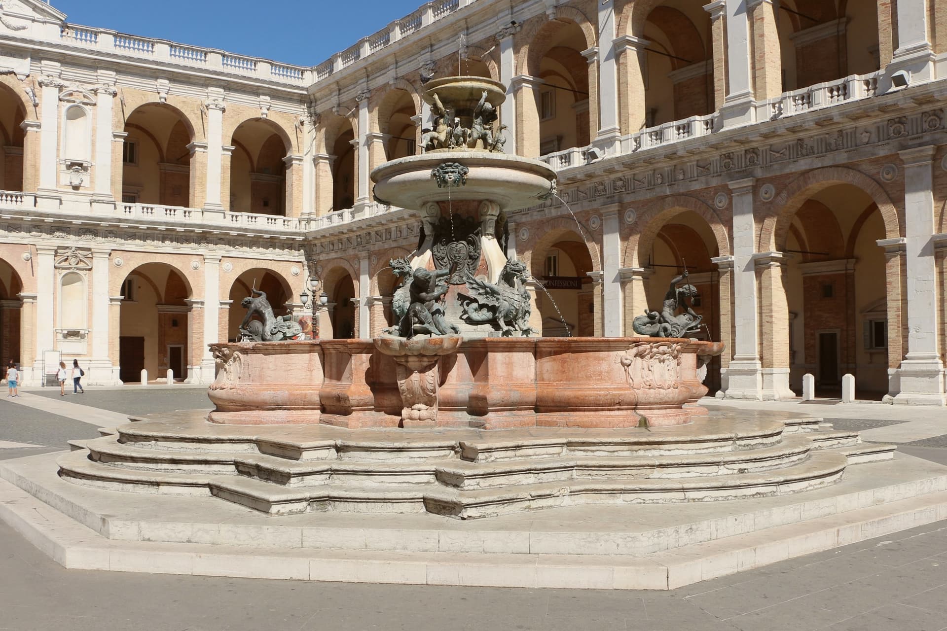 Loreto, photo 1