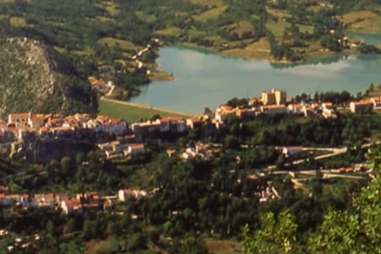 Castel San Vincenzo, Molise