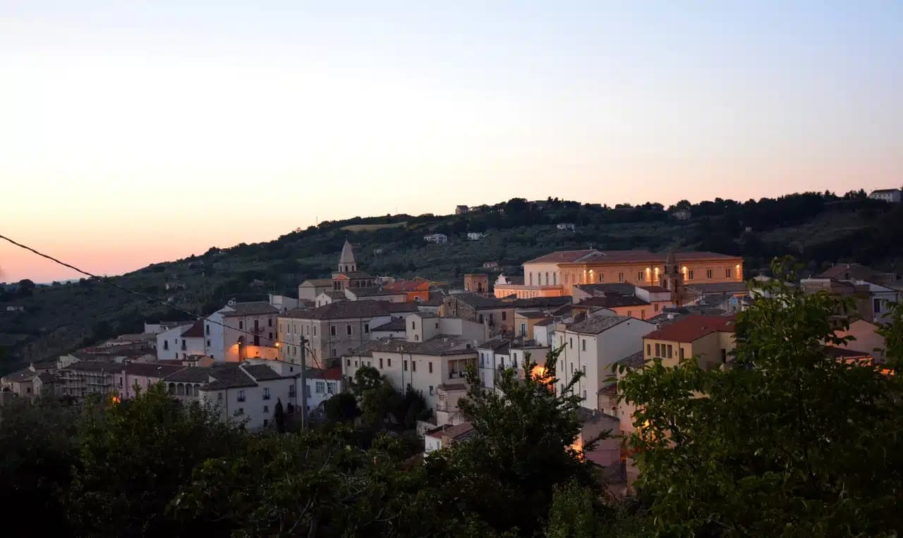 Larino — photo 1
