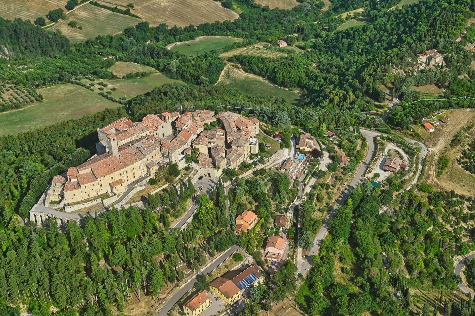 00 Monte Santa Maria Tiberina
