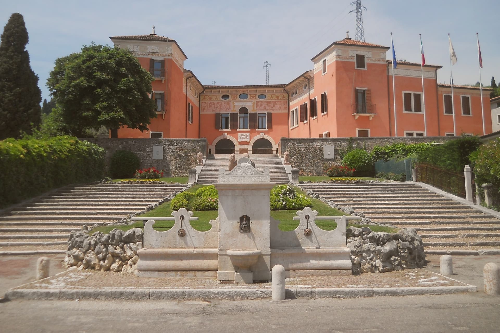 Sant'Ambrogio di Valpolicella, photo 1